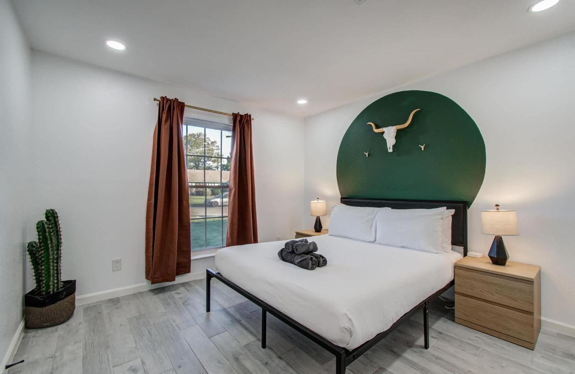 Holiday home 5-bd 2-ba Tranquil Retreat Ft Jacuzzi & Playground